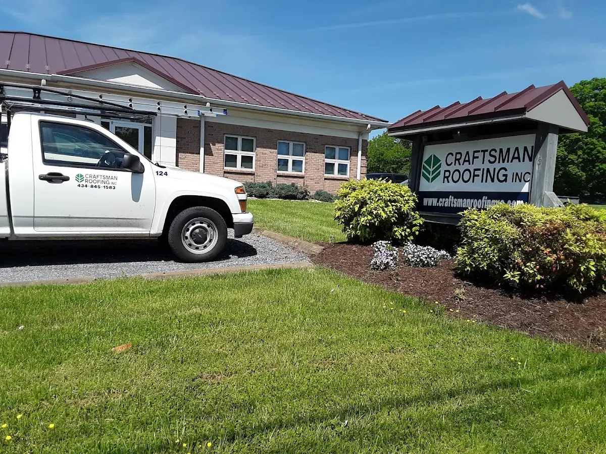 Quality Gutter & Downspout Repair by experienced craftsmen in Oakland Heights